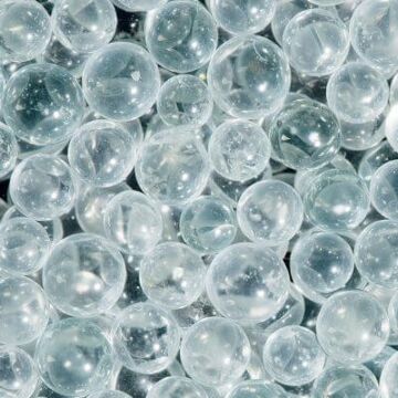 Sandblasting agent glass beads